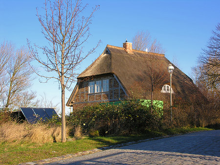 Straße zum Dorf - Mecklenburg-Vorpommern